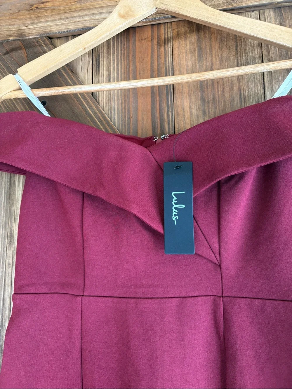 Lulu's Classic Glam Off-the-Shoulder Bodycon Slit Dress. Wine. Size Small - Picture 8 of 10